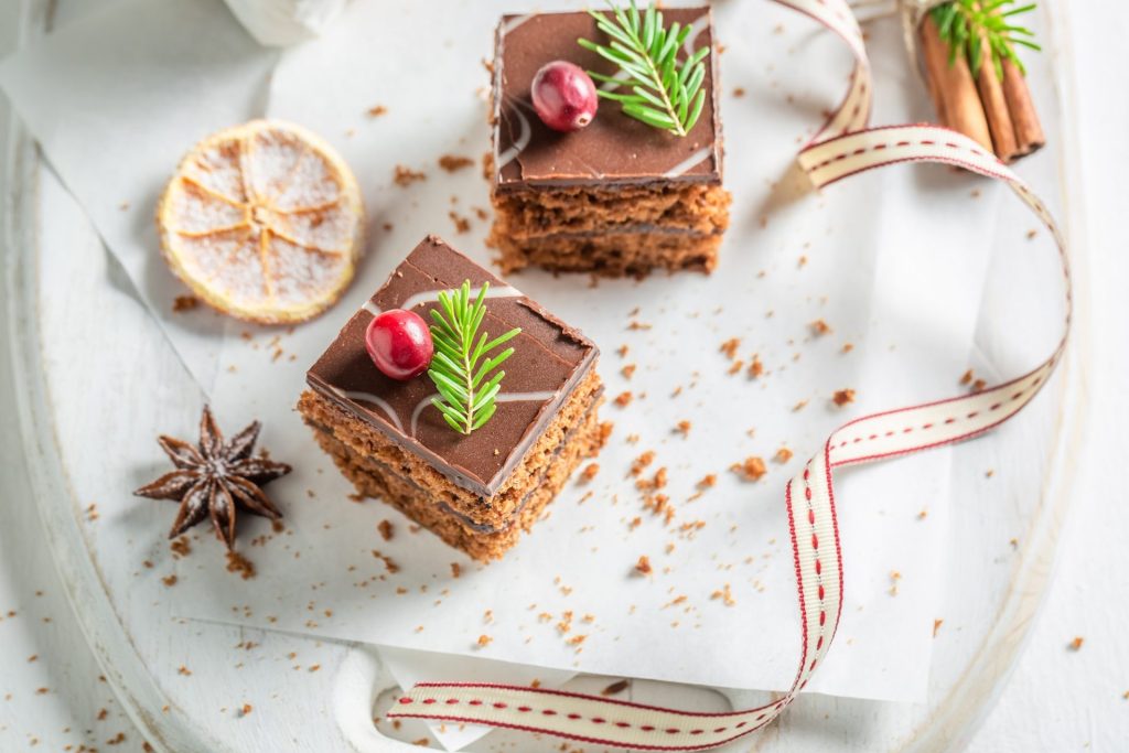 homemade gingerbread cake for christmas with small gifts.jpg